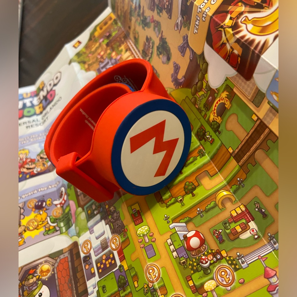 Super Nintendo World Mario Power-Up Band EPIC Universe - Red & Blue - Picture 3 of 4